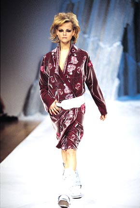 gharani strok - Collection: Autumn - Winter 2002