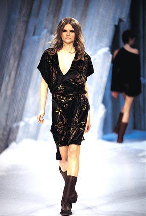 gharani strok - Collection: Autumn - Winter 2002