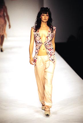 Beaded embroidery fitted gathered cap-sleeve top and fringed silk drawstring pants